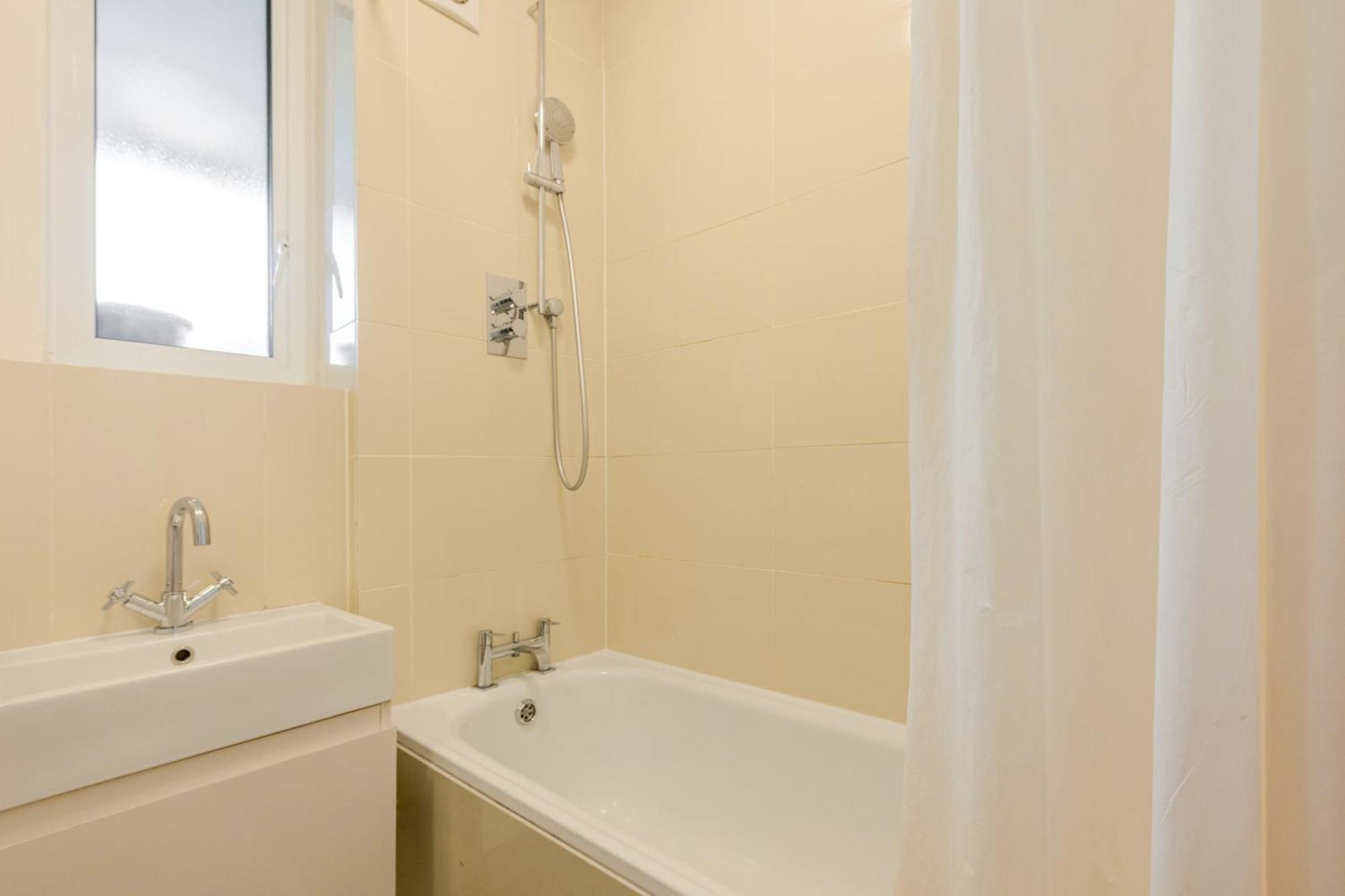 Bright Modern 1 Bedroom Flat, 5 Min To Vauxhall St London Eksteriør bilde